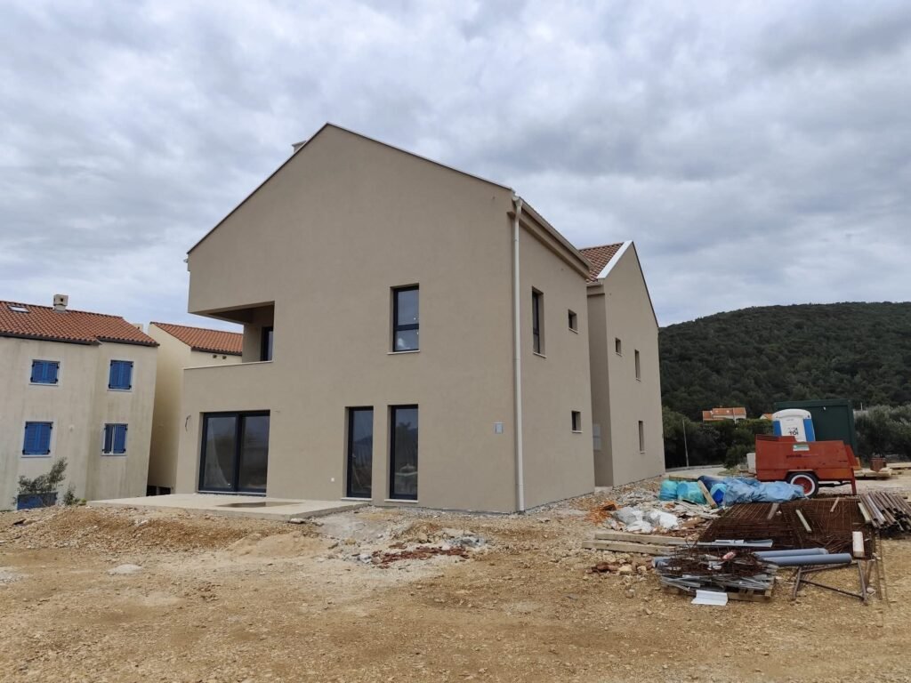 Visokogradnja na Cresu i Lošinju: zašto je Dražica Plus d.o.o. pravi izbor za vaš projekt