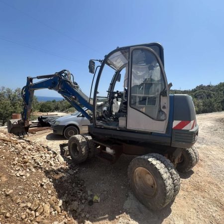 IMG-80cc7e6f8ffb1e267cec33fceb624c93-V