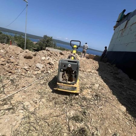 IMG-b8588a98f3e5ad22d2c2b6d225447674-V