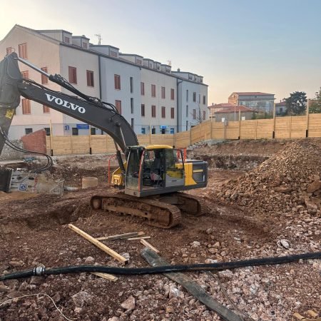 WhatsApp Image 2025-11-14 at 13.02.15